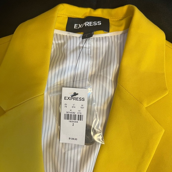 NWT EXPRESS Women's Canary Yellow Blazer - Picture 3 of 3